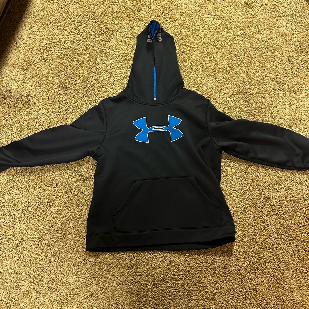 Under Armour Black Sleeve with Silver Logo